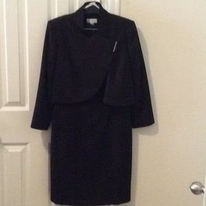 Tahari Black Sheath Dress Suit wjkt